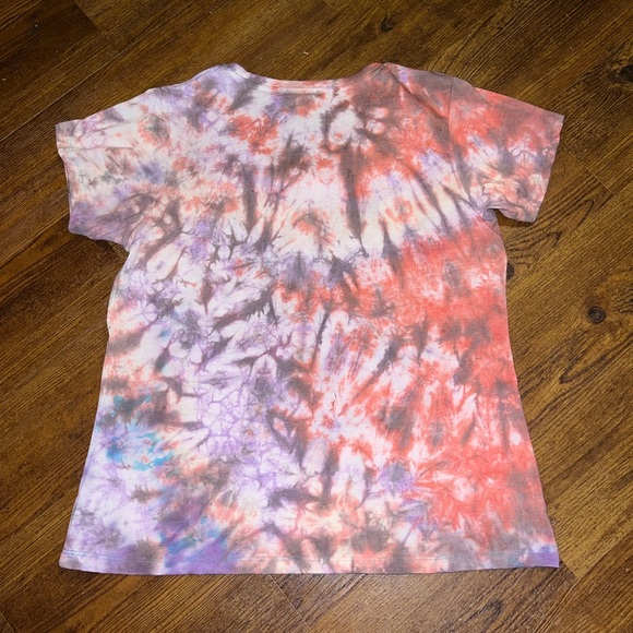 ⭐️White, Red & Purple Tie Dye Short Sleeve Swoop Neck Stretchy Top Size XL - Picture 6 of 10